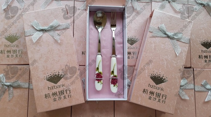 1437124672886153.jpg 盒装餐具两件套.JPG
